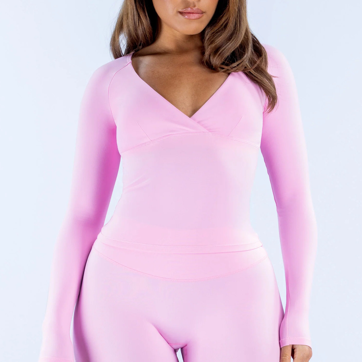 LOGO Cross V Neck Long Sleeve  - Smart Home Logo recension och pris