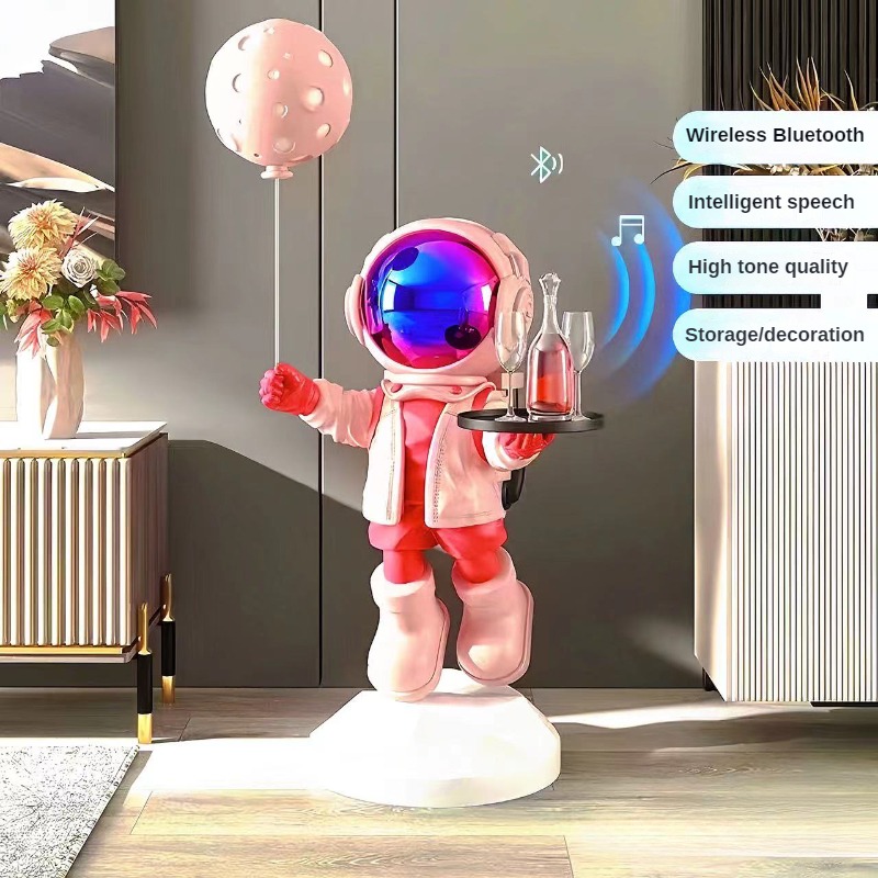 Large Creative Astronaut Floor - Smart Home Europe recension och pris